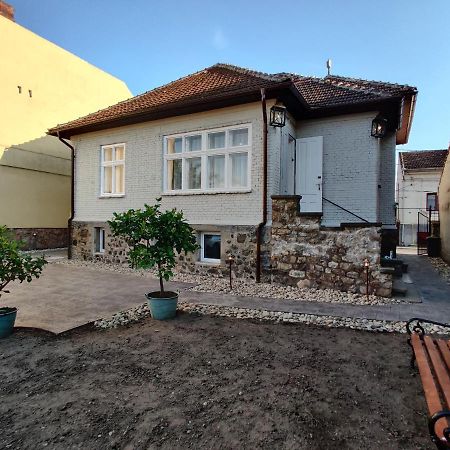 Vila Orient Hunedoara Zewnętrze zdjęcie